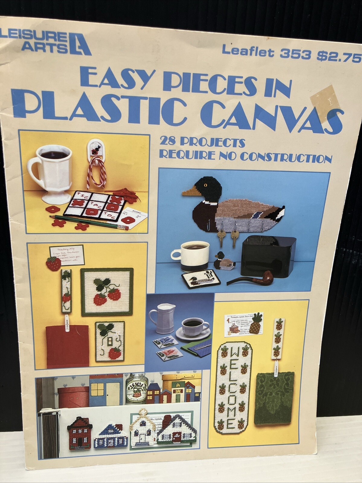 LEISURE ARTS PLASTIC CANVAS LEAFLET #353 EASY PIECES 28 Projects Vintage Booklet