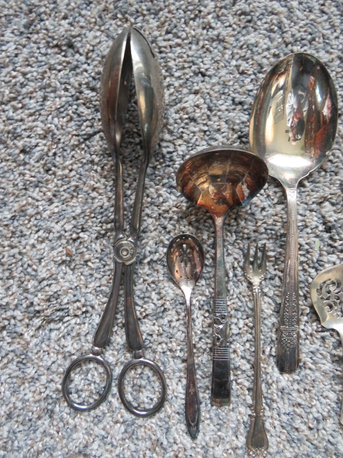 Lot of 13 miscellaneous serving pieces (flatware)