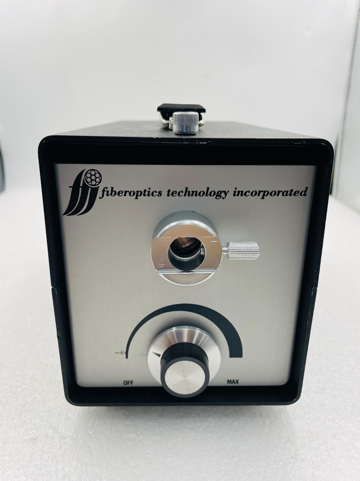 Fiberoptics FO-150 Light Source