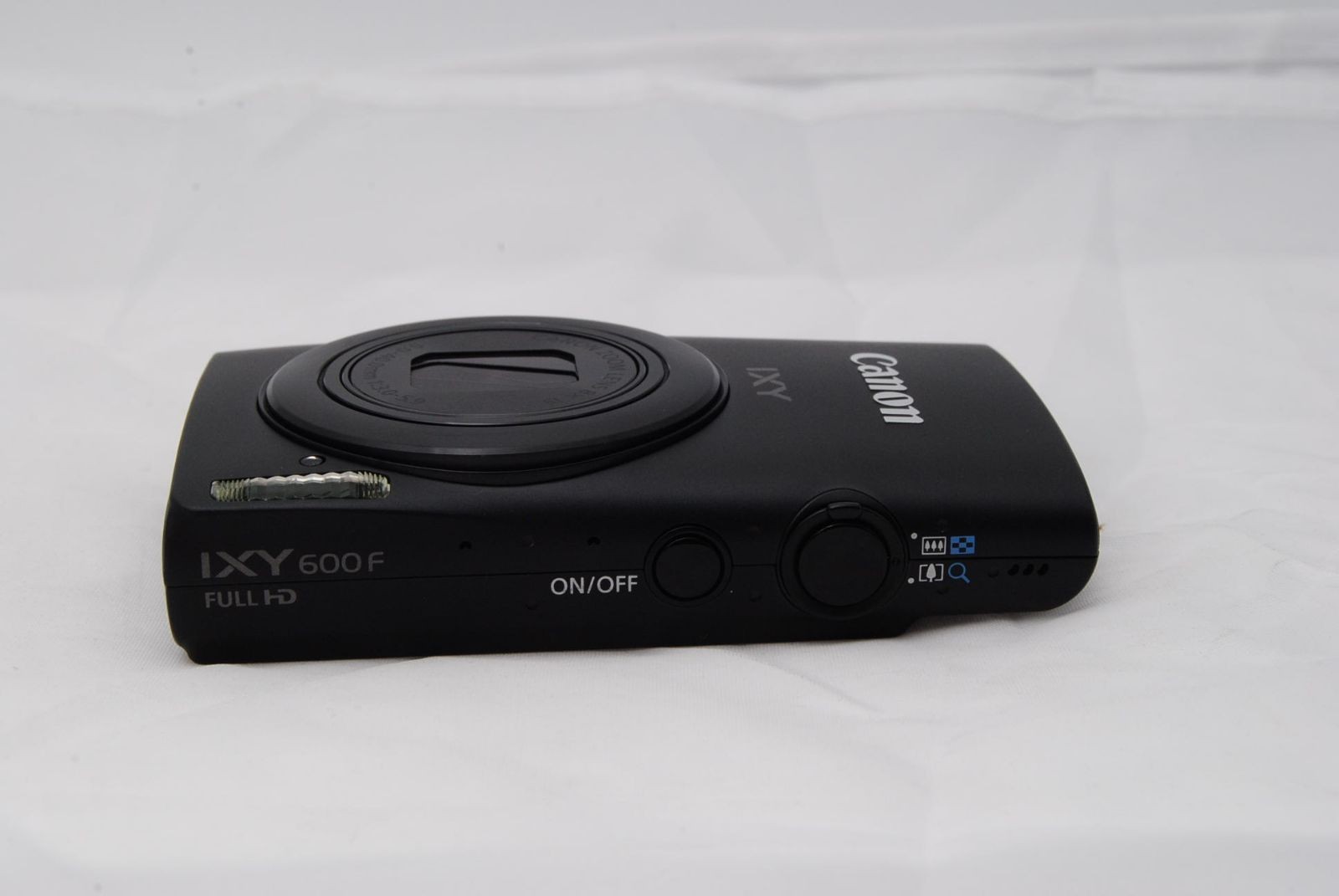 Canon IXY600F Digital Camera Black Excellent Condition Tested Functionality