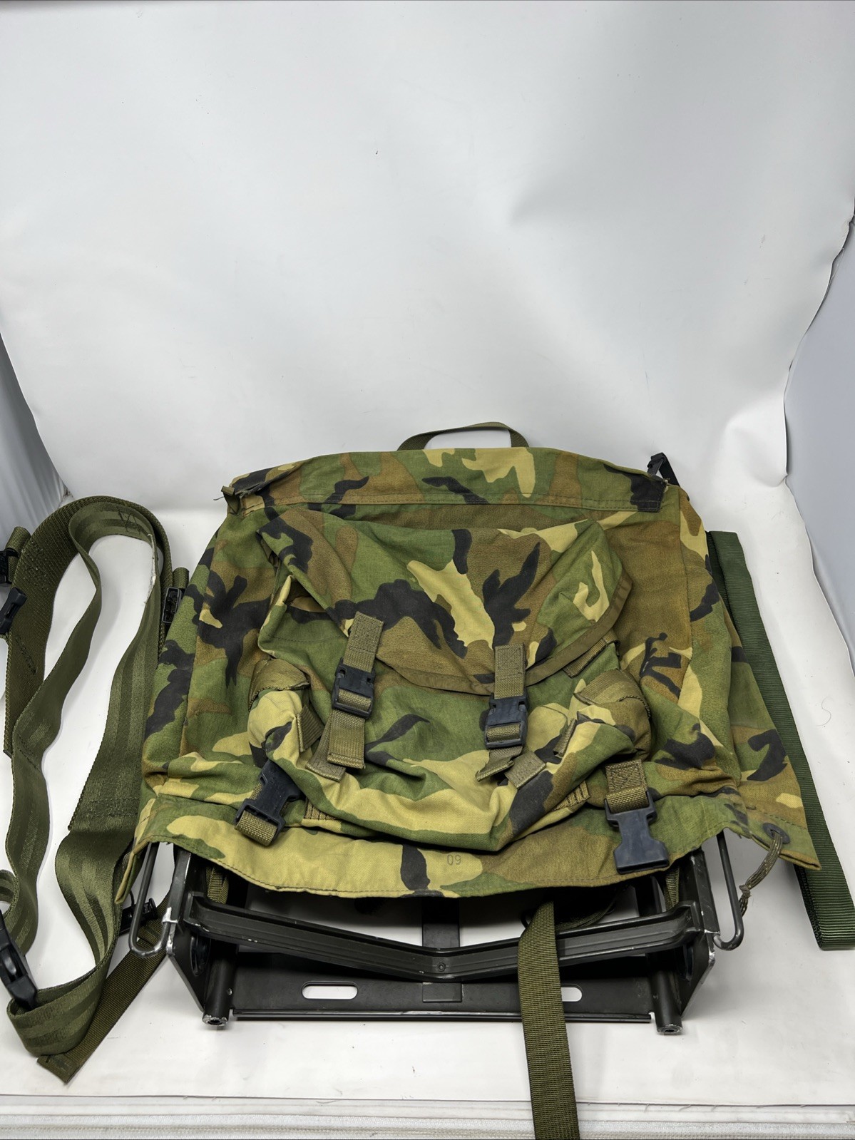 US Military Combat Patrol Pack Woodland Camo Army,ALICE Frame, Belt. See Photos.