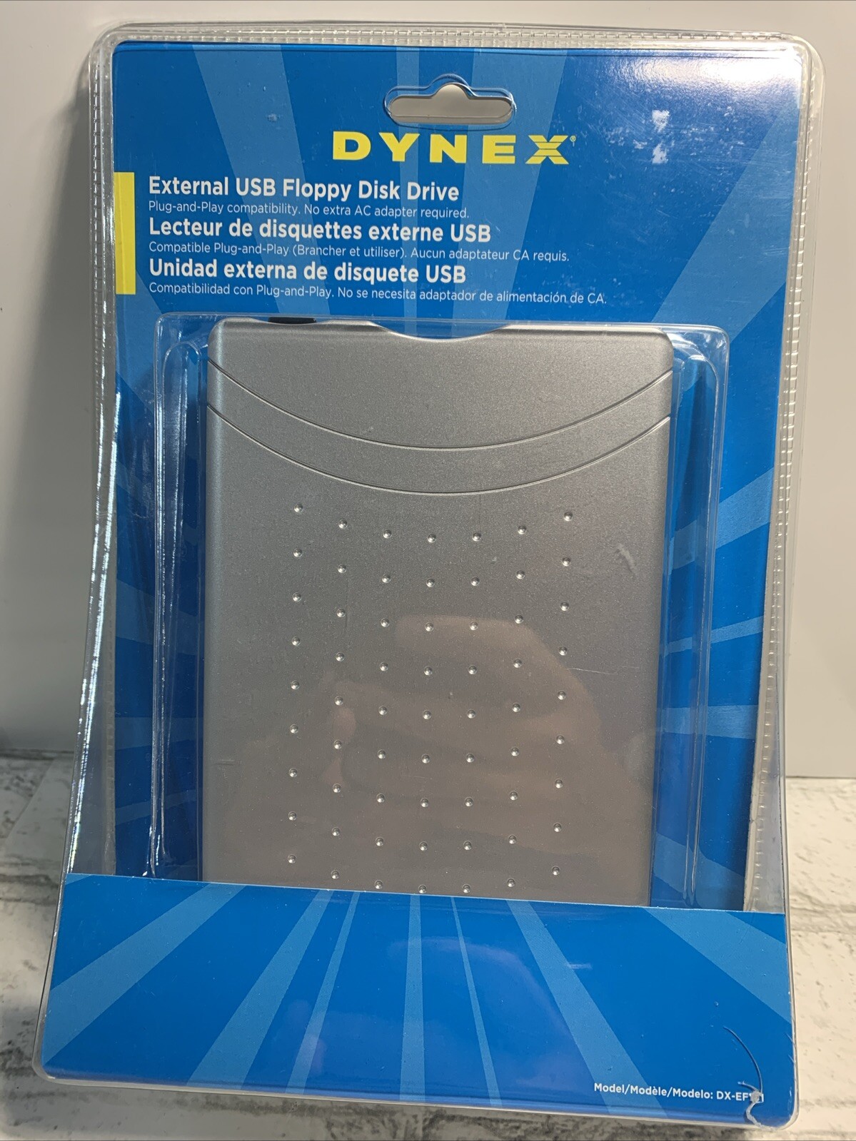 Dynex  DX-EF101 3.5" External USB Floppy Disk Drive NEW