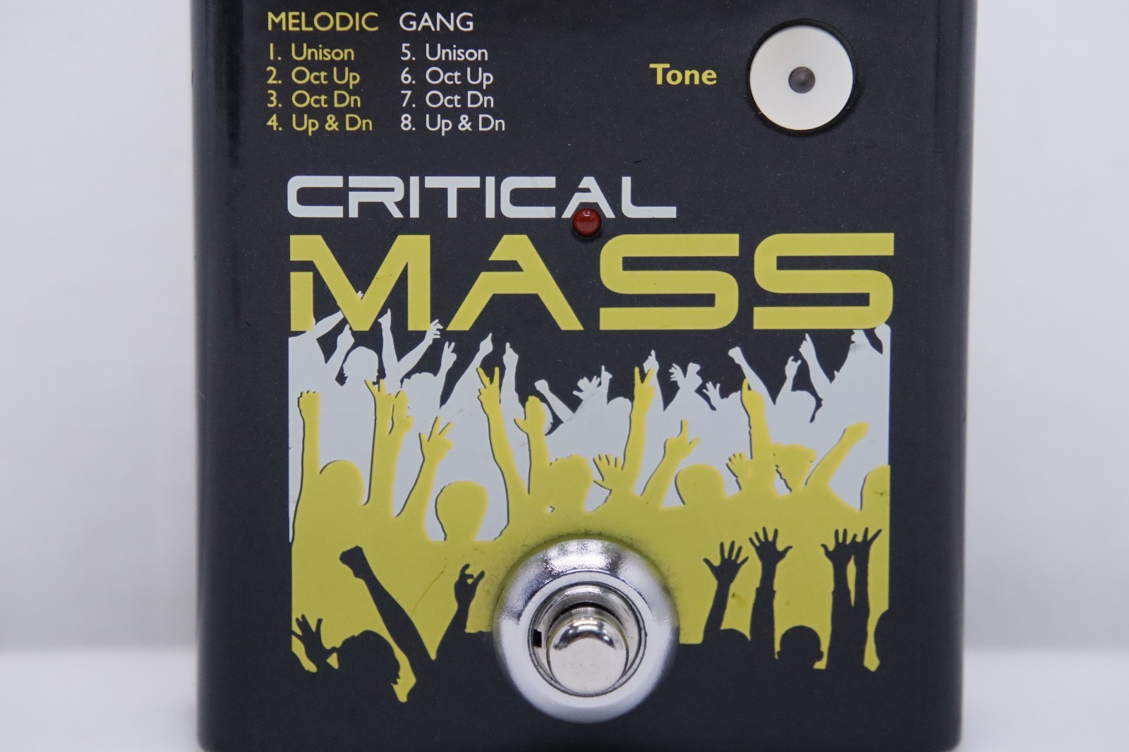 TC Helicon Critical Mass Studio-Quality Vocal Stompbox Large Group-Sound Effects