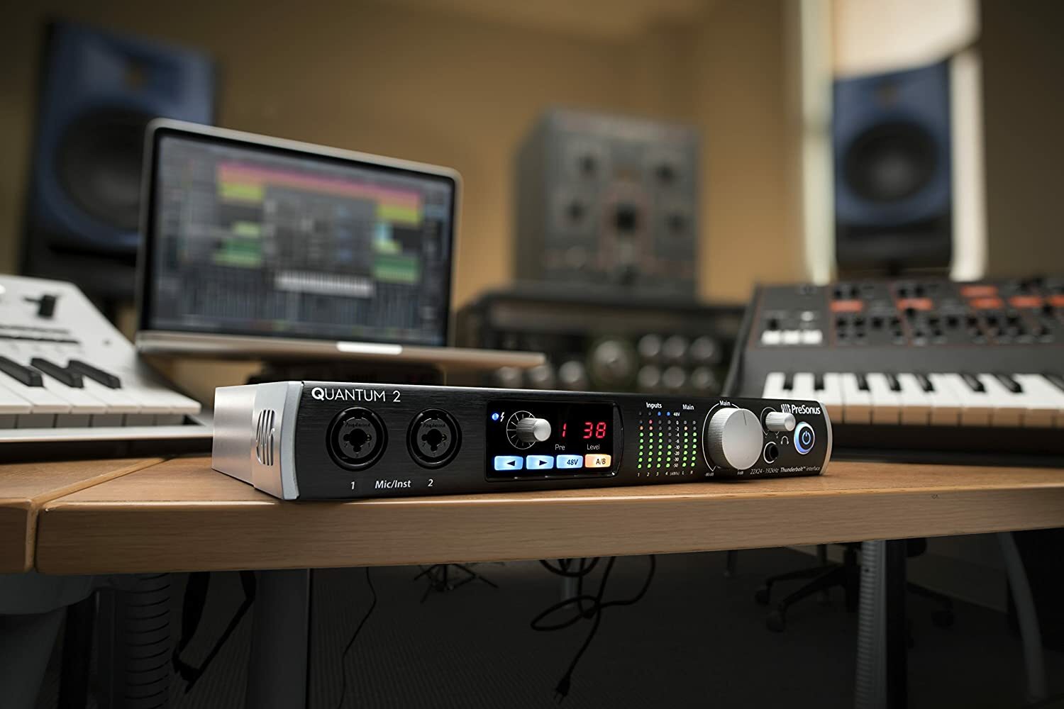 PreSonus Quantum 2 22x24 Thunderbolt 2 Low-Latency Audio Interface -UC