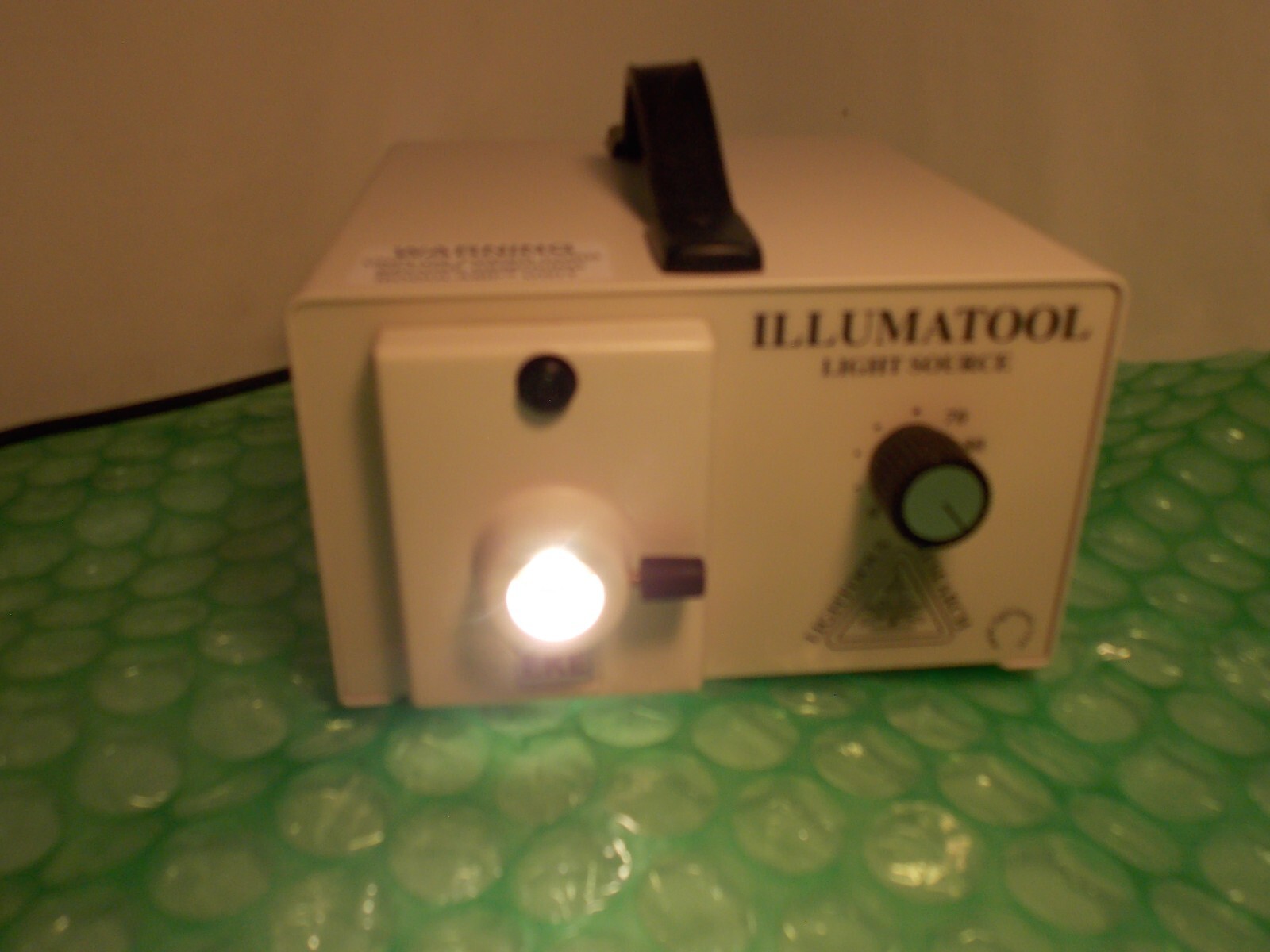 EKE ILLUMATOOL LIGHT SOURCE (LAM-2084)