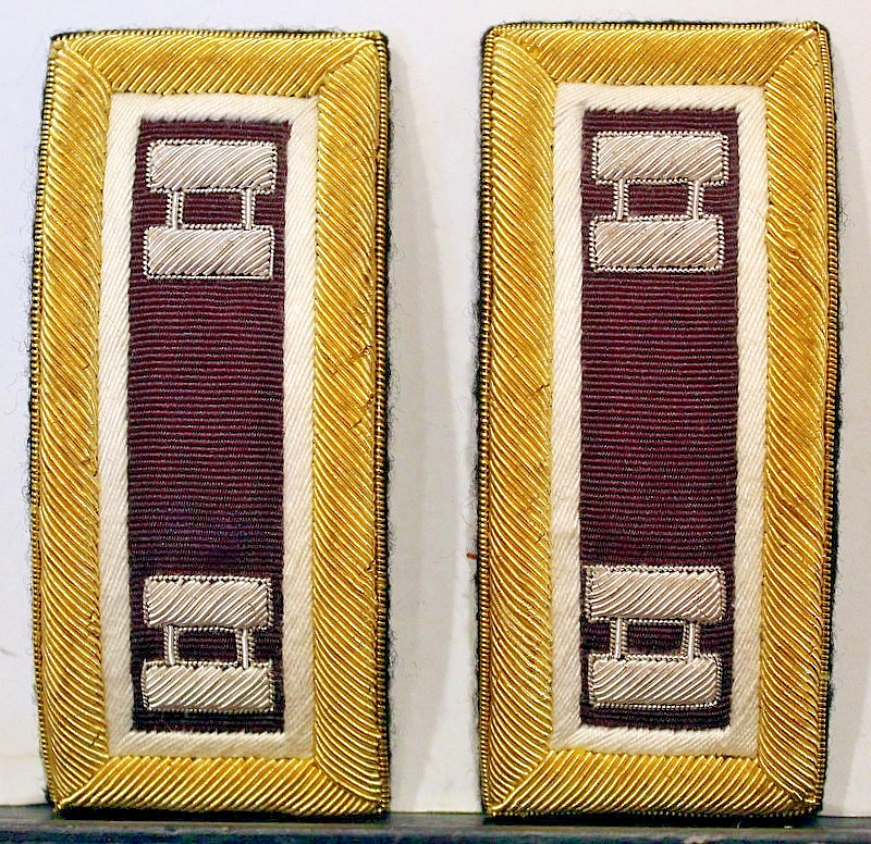 US Army Male Captain CPT Army Medical Department Shoulder Straps Pair Bullion