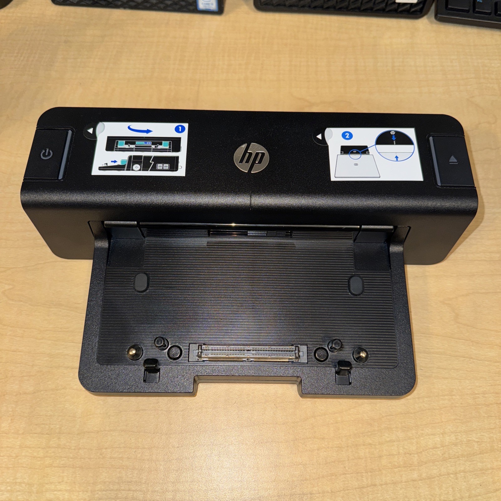HP 90 W Docking Station Pumba 1.0, No Charger