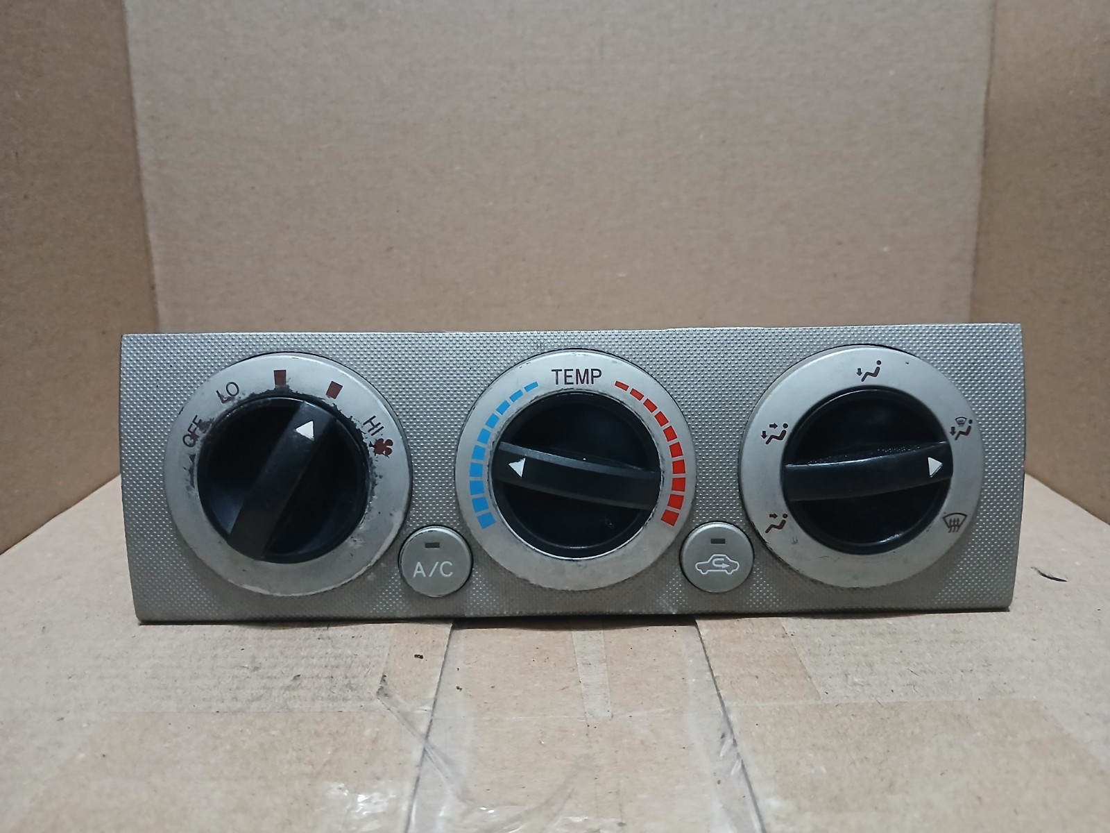 2005-2010 OEM Toyota Tacoma AC Heater Climate Temp control Unit