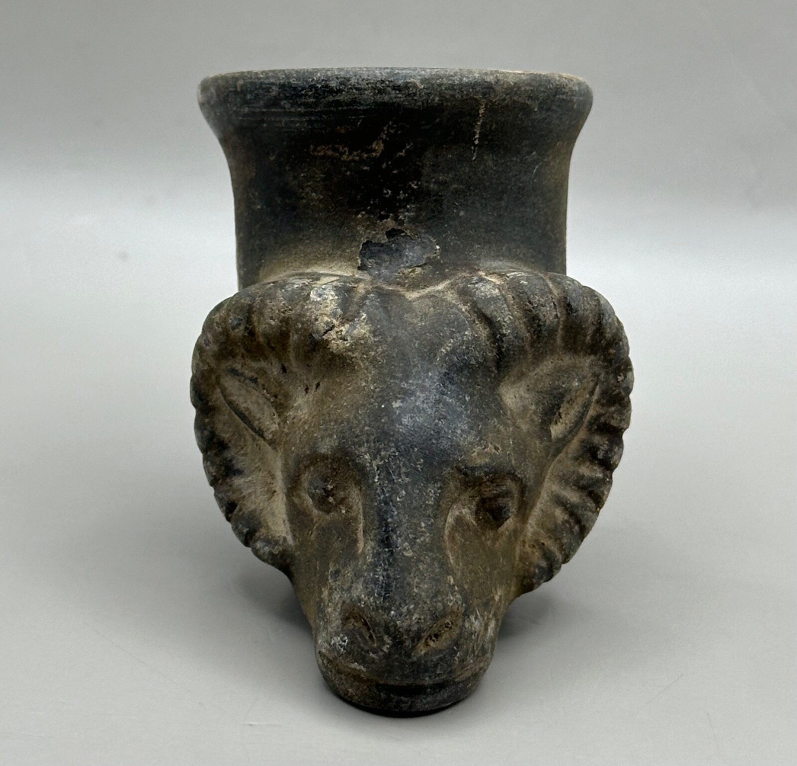 Wonderful Ancient near eastern stone small wine Rhyton