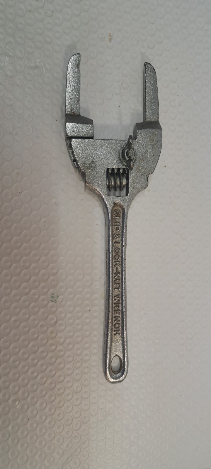 Plumbers Wrench Slip and Lock Nut Wrench Plumbing Adjustable