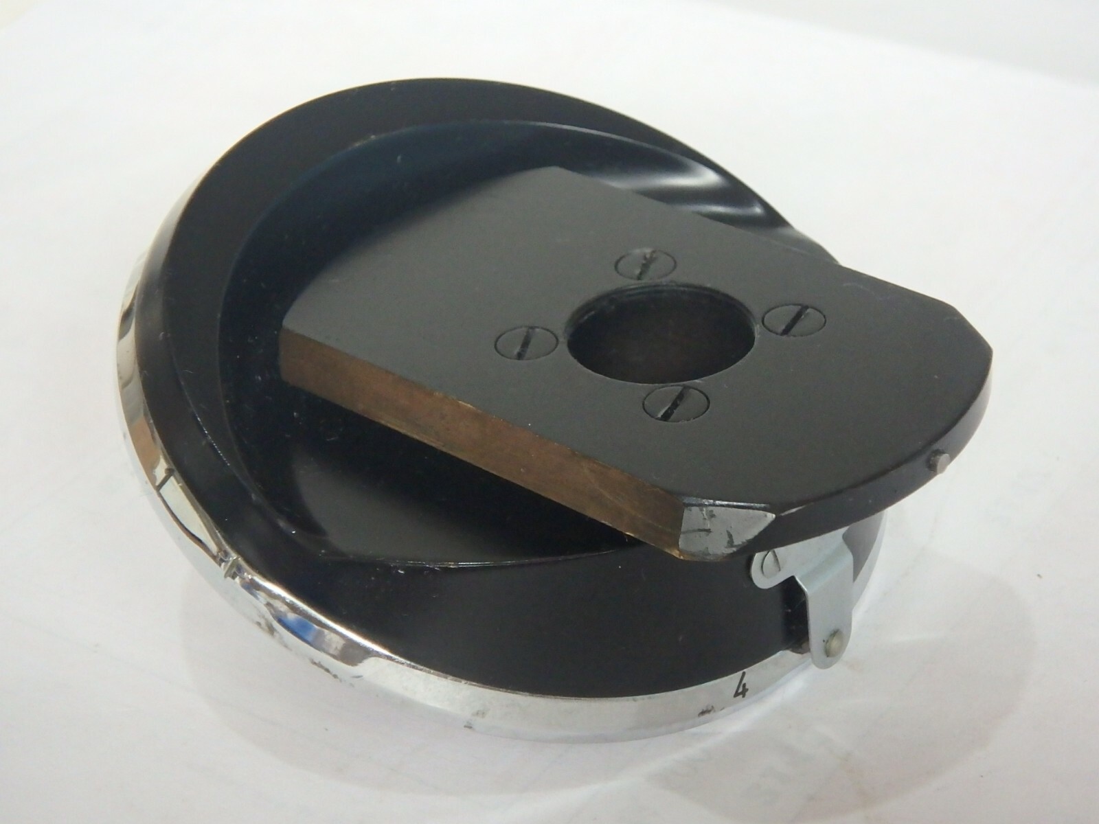 Leitz 4-position nosepiece.- working correctly