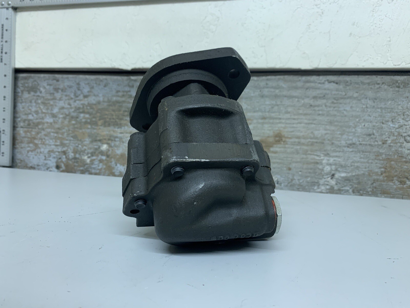 Freightliner 681-466-1901 Left Hand Rotation Pump