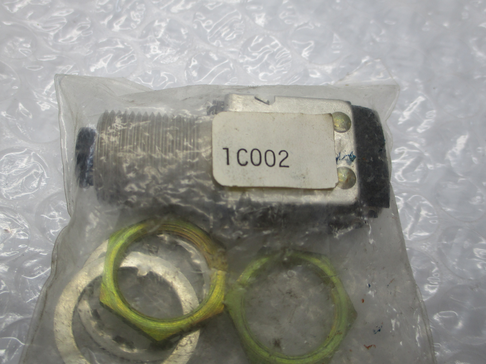 INDUSTRIAL SPARE 1C002 TOGGLE SWITCH NSNP