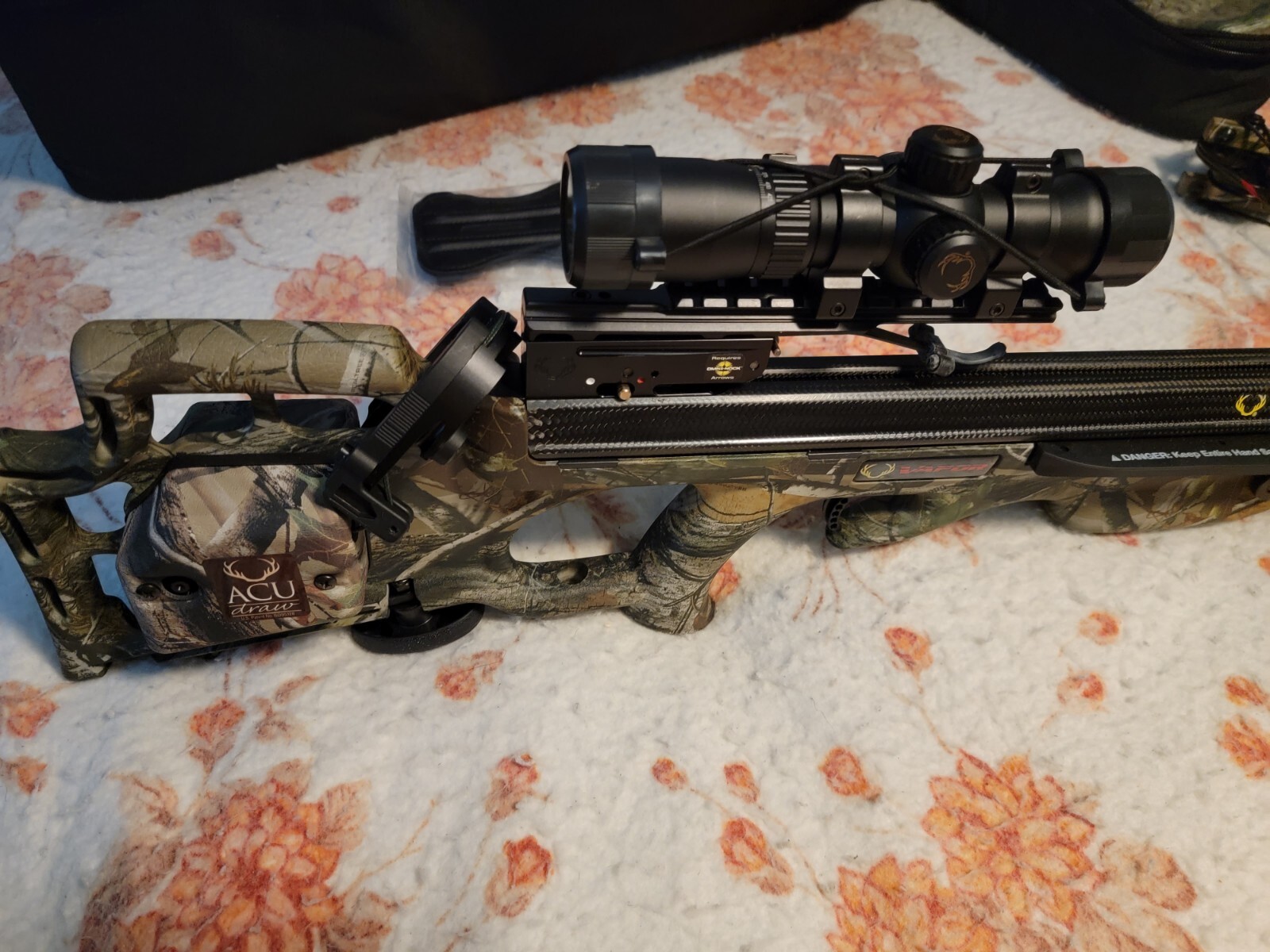 TenPoint VAPOR Hunting crossbow