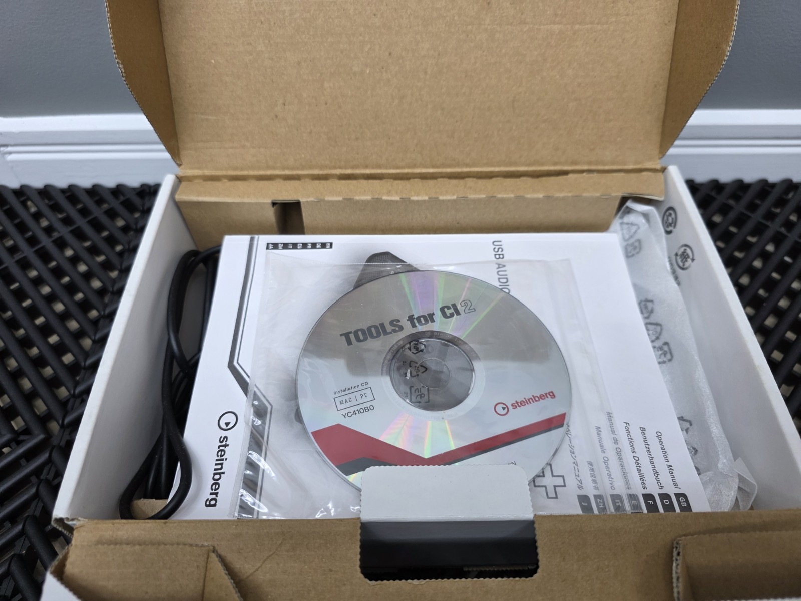 Steinberg CI 2＋ USB Audio Advanced Integration USB Studio Interface Yamaha