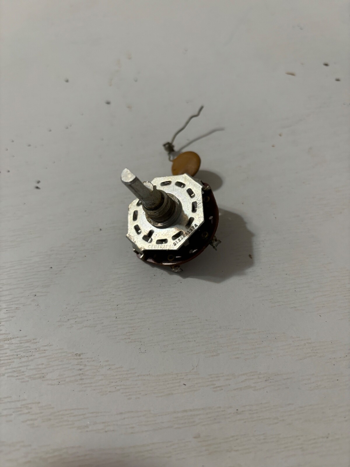 Fisher R-200-B Tuner Parts FM Muting Potentiometer