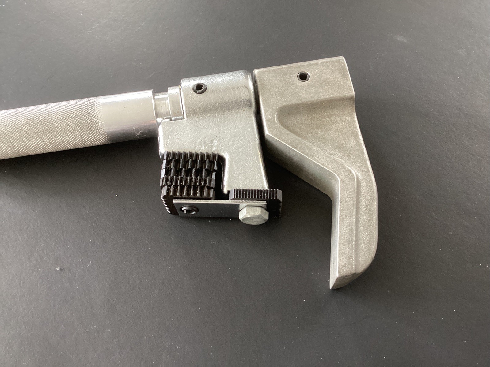 NEW OTC 897-A Thread Chaser / Cleaning / Threading Tool w/ 6 Dies Free Ship