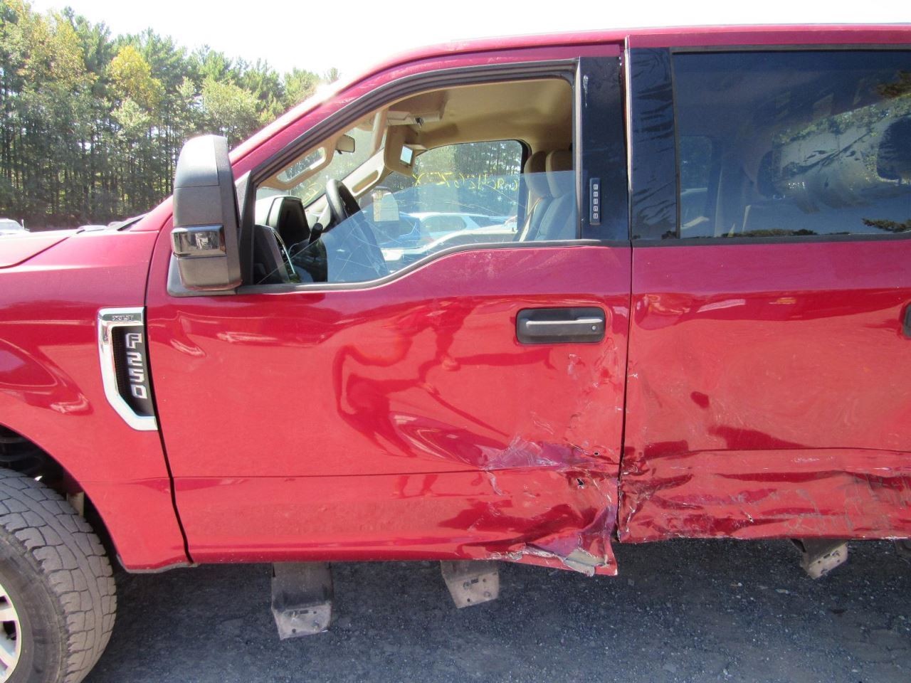F250SD 2017 Glove Box 1077468