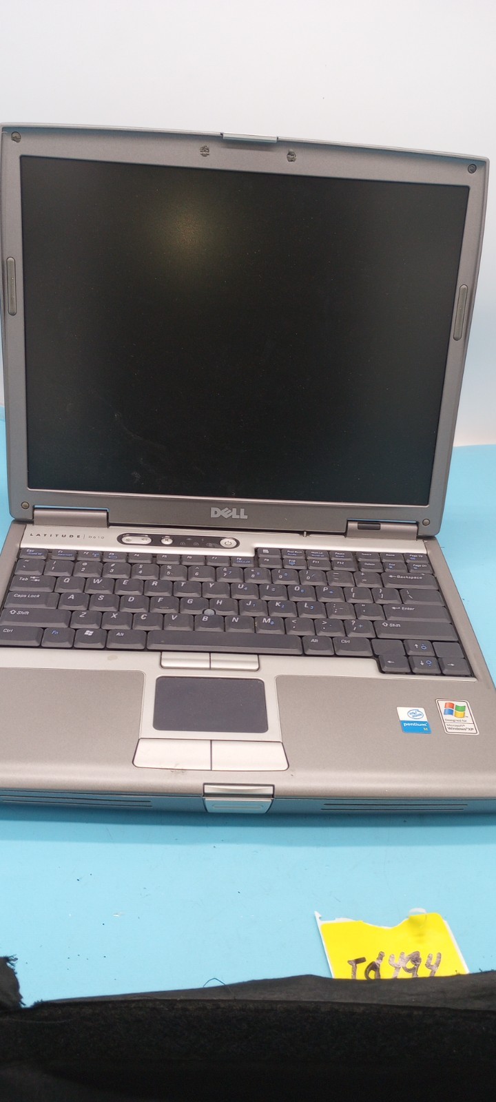 DELL LLATITUDE D610 NO HARD DRIVE +DVD RW + POWER ADAPTER -