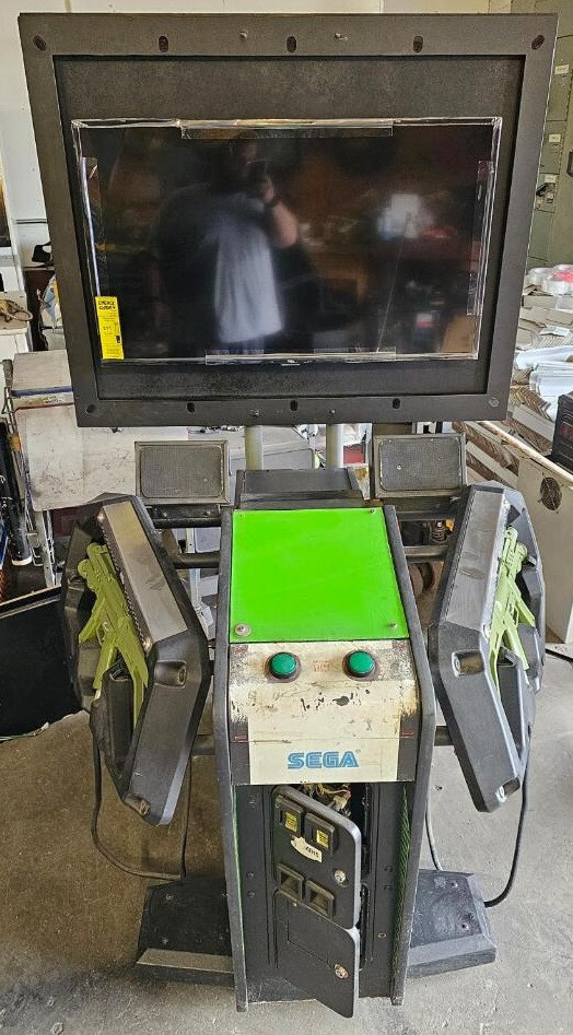 GHOST SQUAD ARCADE MACHINE by SEGA (Excellent Condition) *RARE*