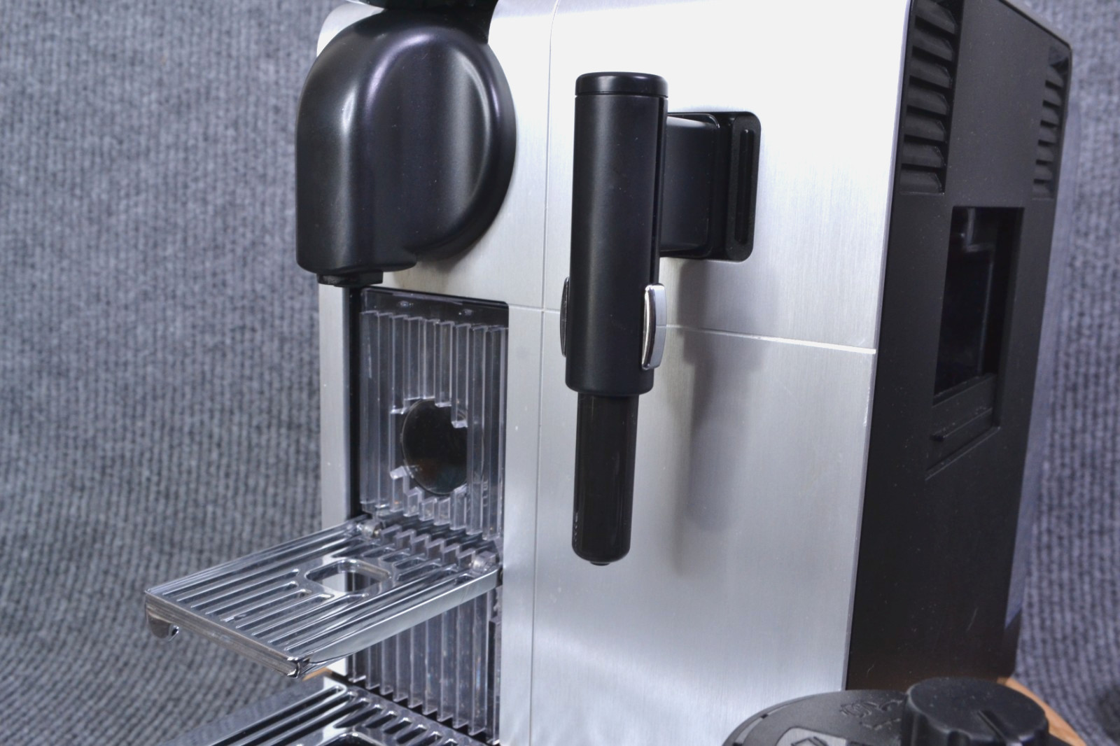 Nespresso Lattissima Pro Espresso Machine by De'Longhi with Milk Frother Silver