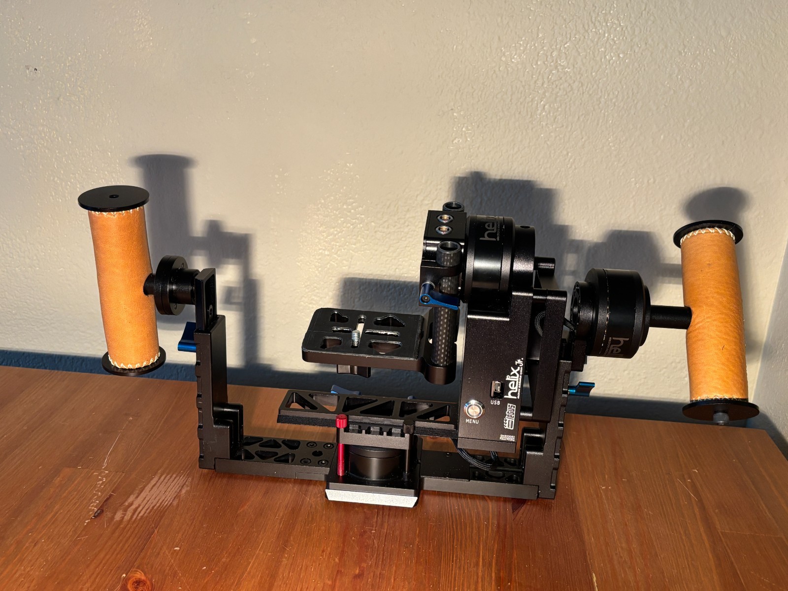 Letus Helix Jr. 3-Axis Electronic Gimbal Stabilizer - Kit in Pelican 1550 Case