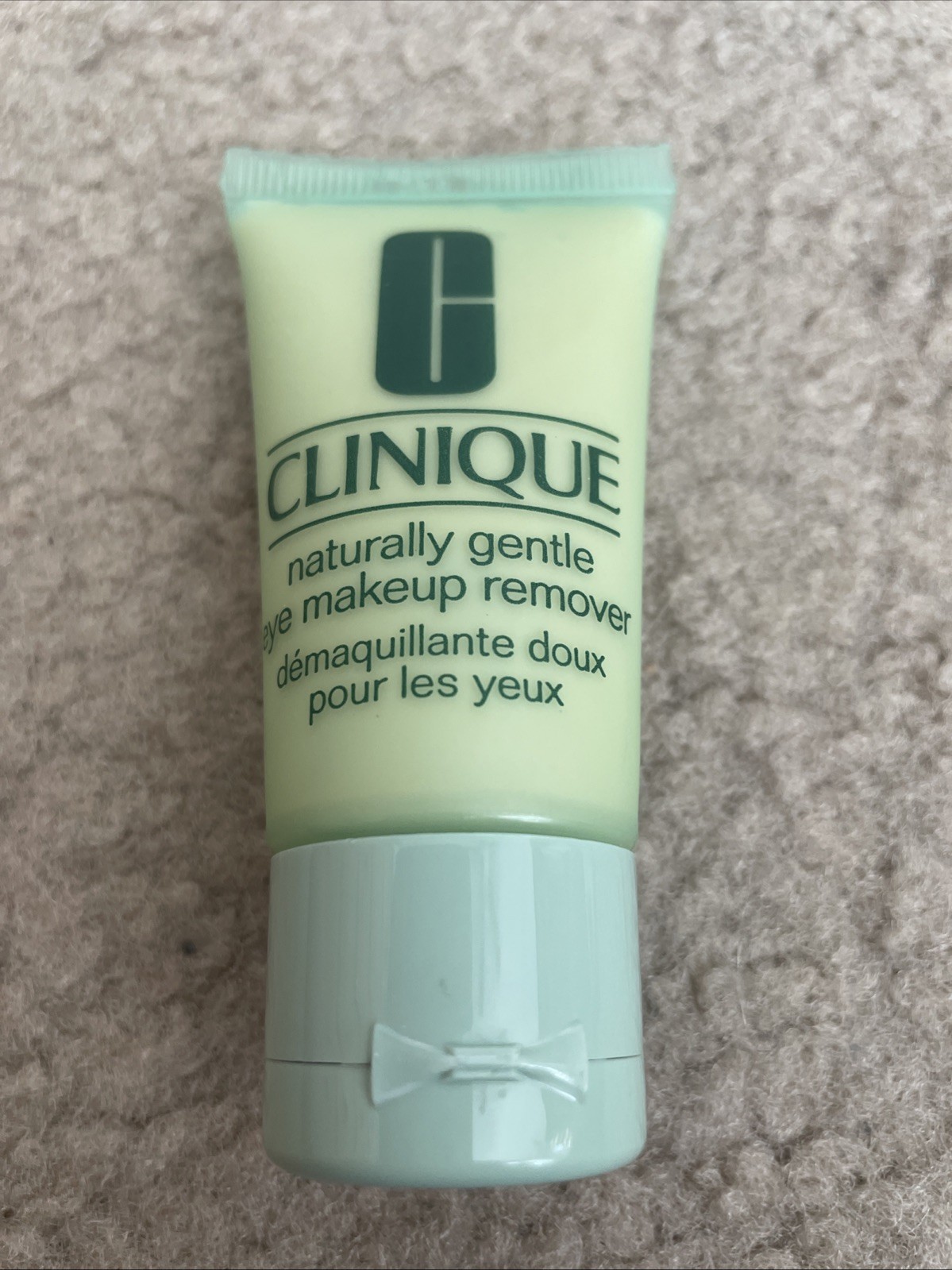 Clinique Naturally Gentle 1 fl oz Eye Makeup Remover - New Old Stock