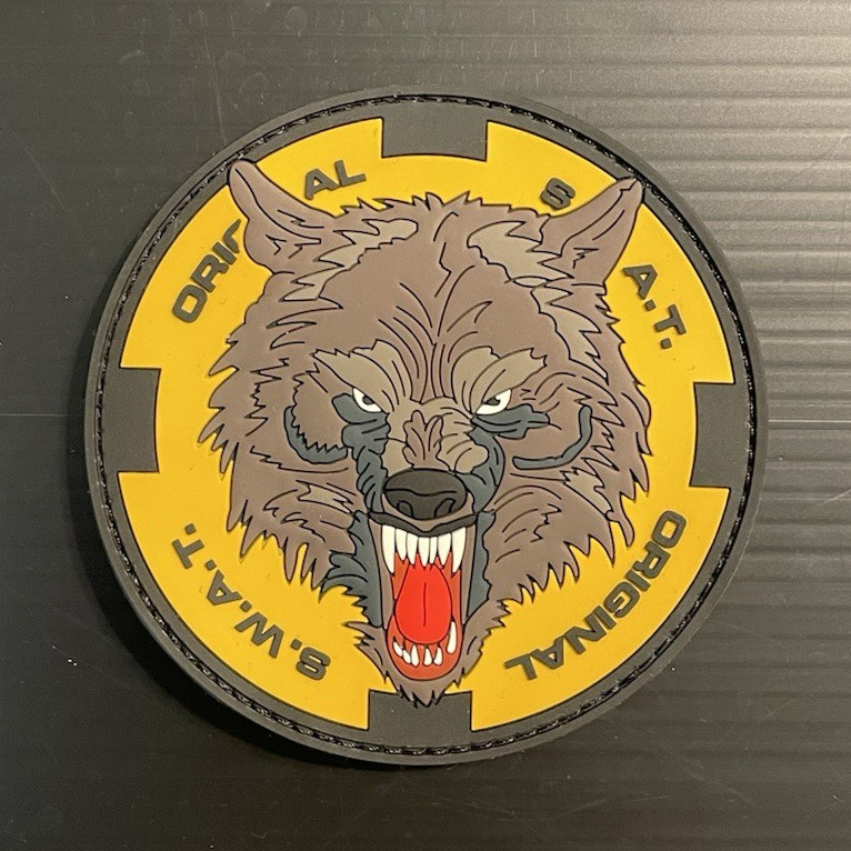 Wolf Head Morale Patch PVC 3x3 in Hook & Loop Fastener Yellow/Black/Gray