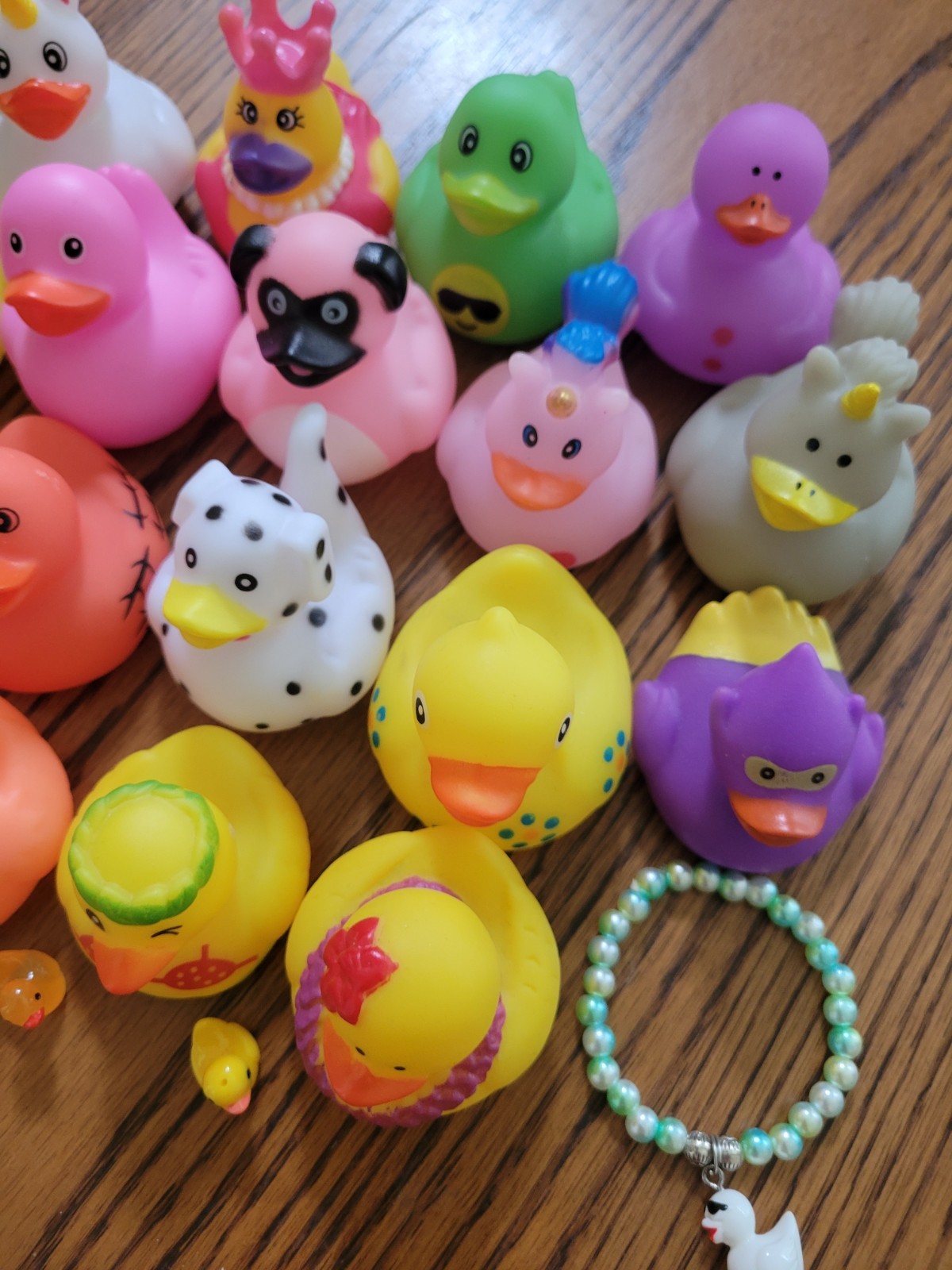 Rubber Duck Lot Cruise Ship Jeep 21 Pc Lot + Bracelet Bath Fun + Little Jesus 🦄