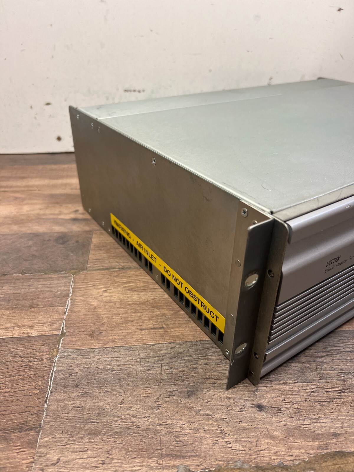 Vistek V1606 Modular System with (4) V6153