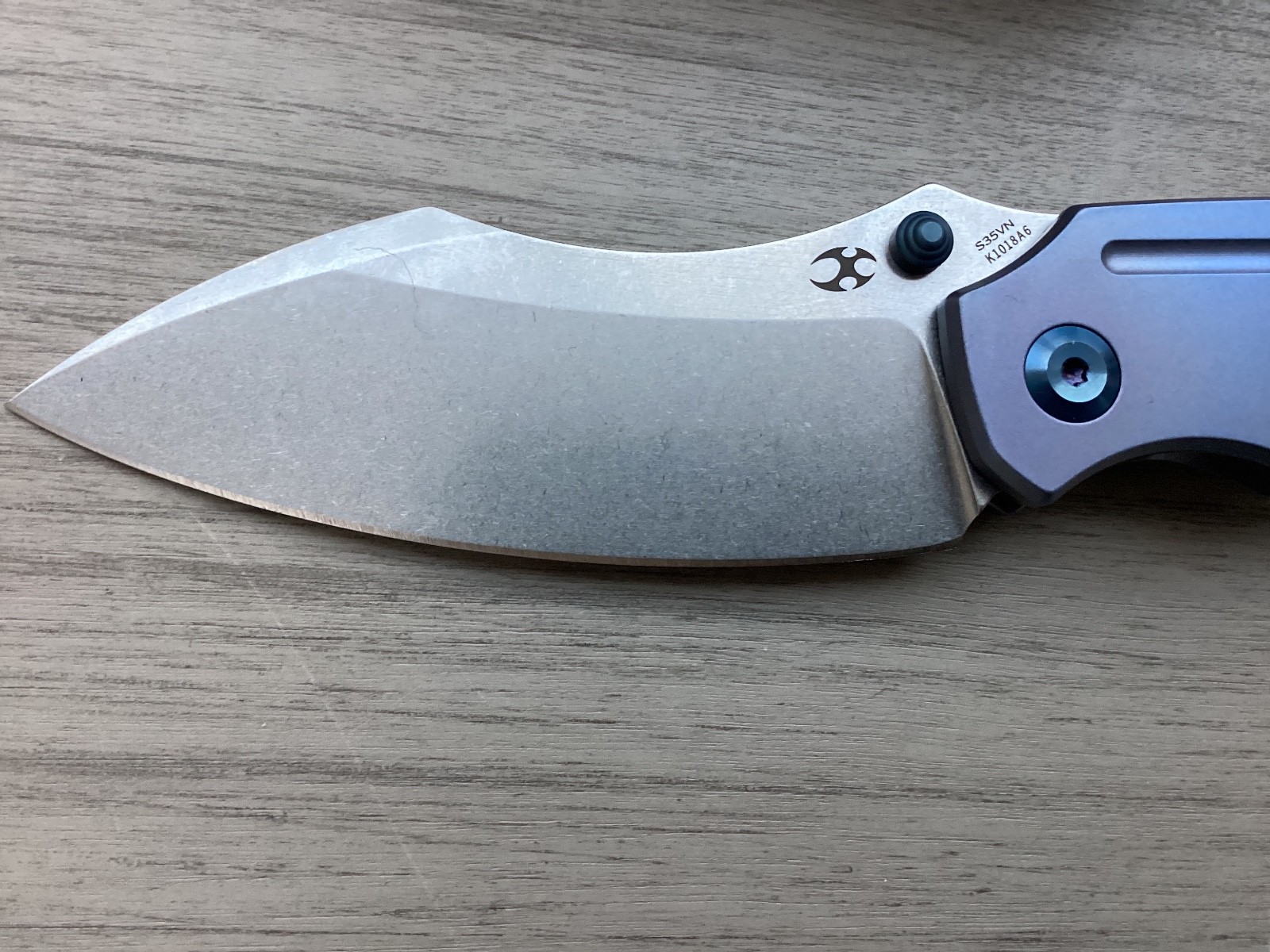 Kansept Pelican EDC Framelock S35VN Blue Anodized Titanium K10186A