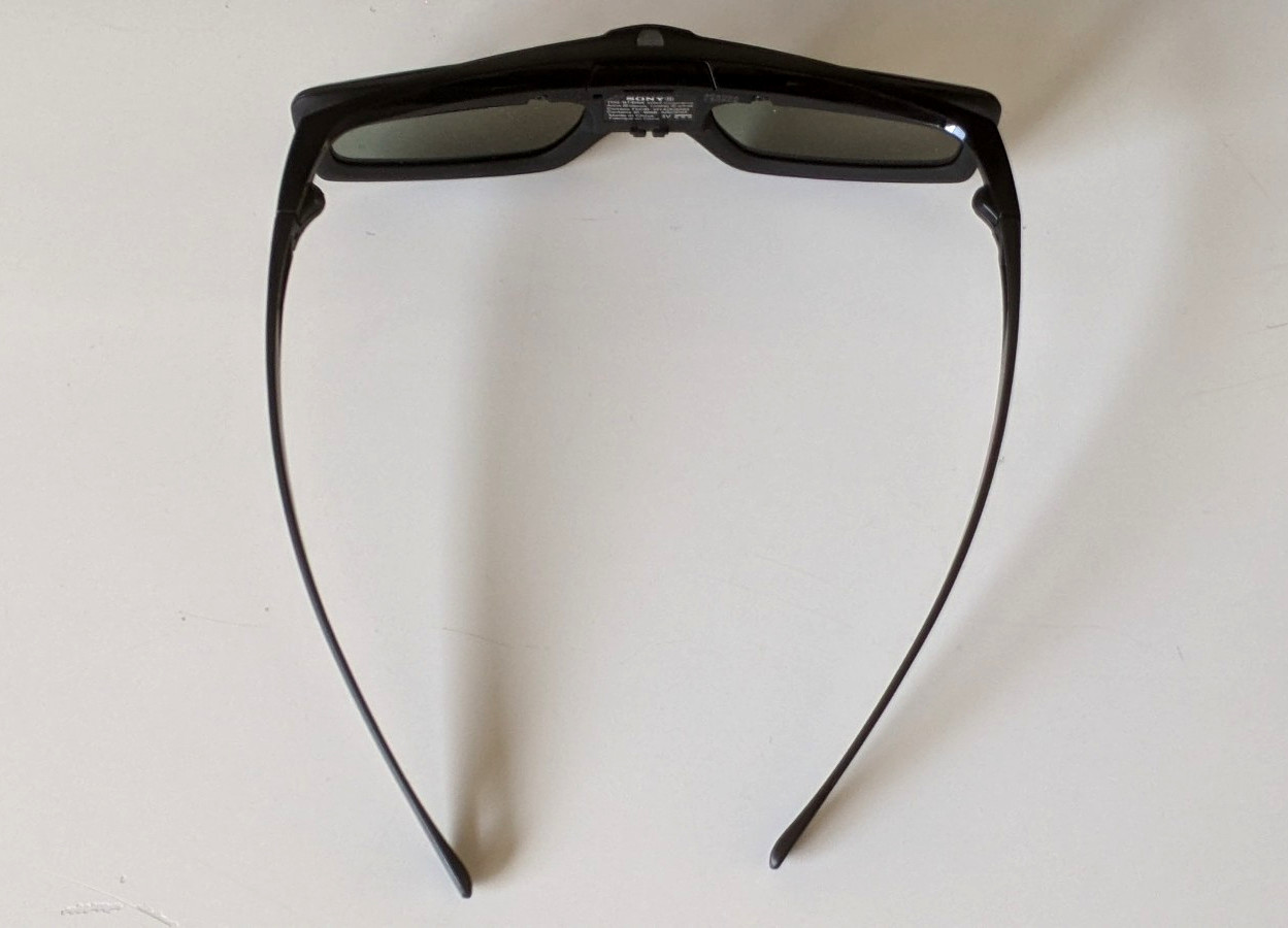 1 Original Sony TDG-BT400A Active 3D Glasses - Authentic - Fresh Battery install