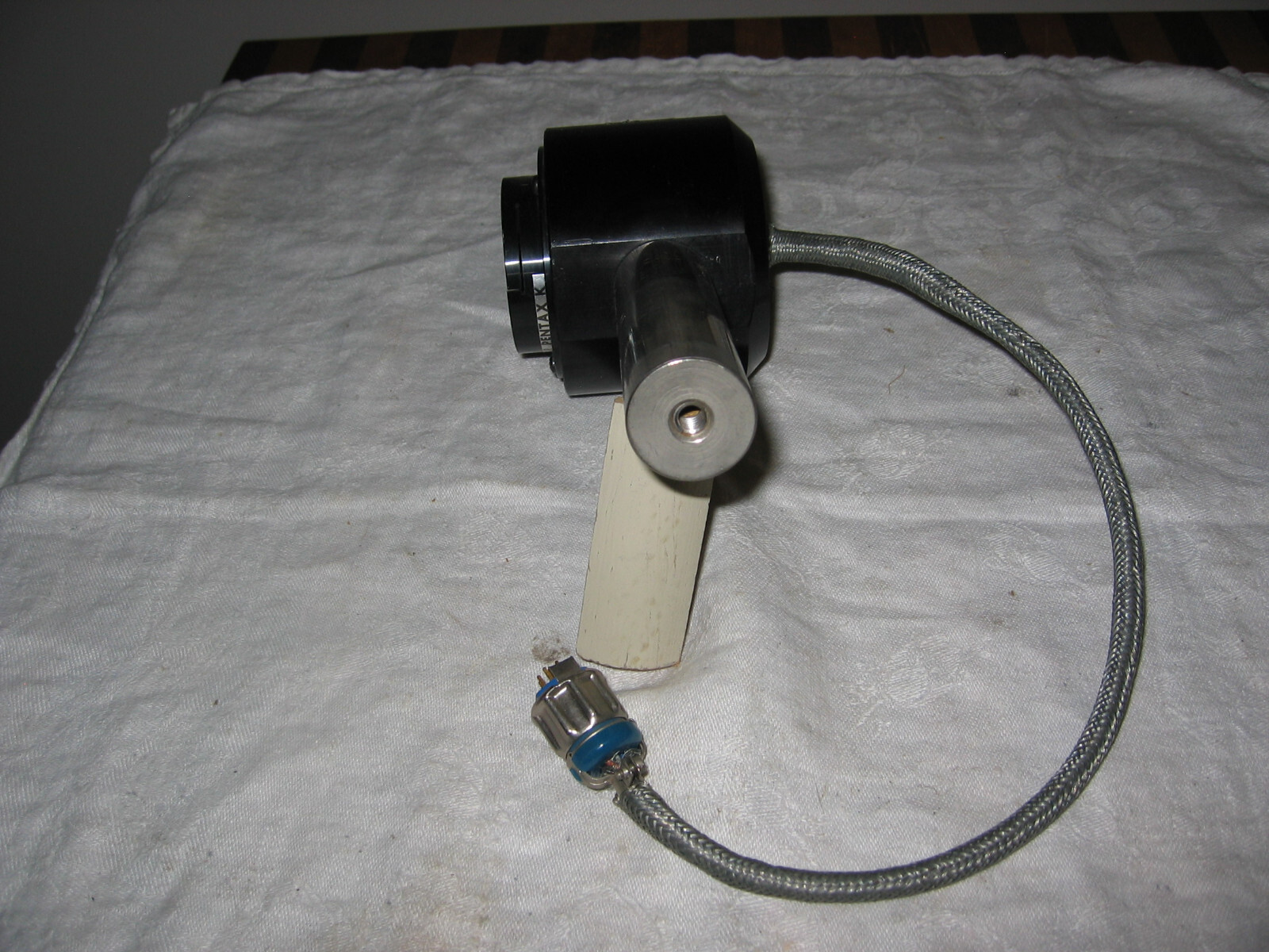Model 1329 Attachment for Pentax K Camera Location T4