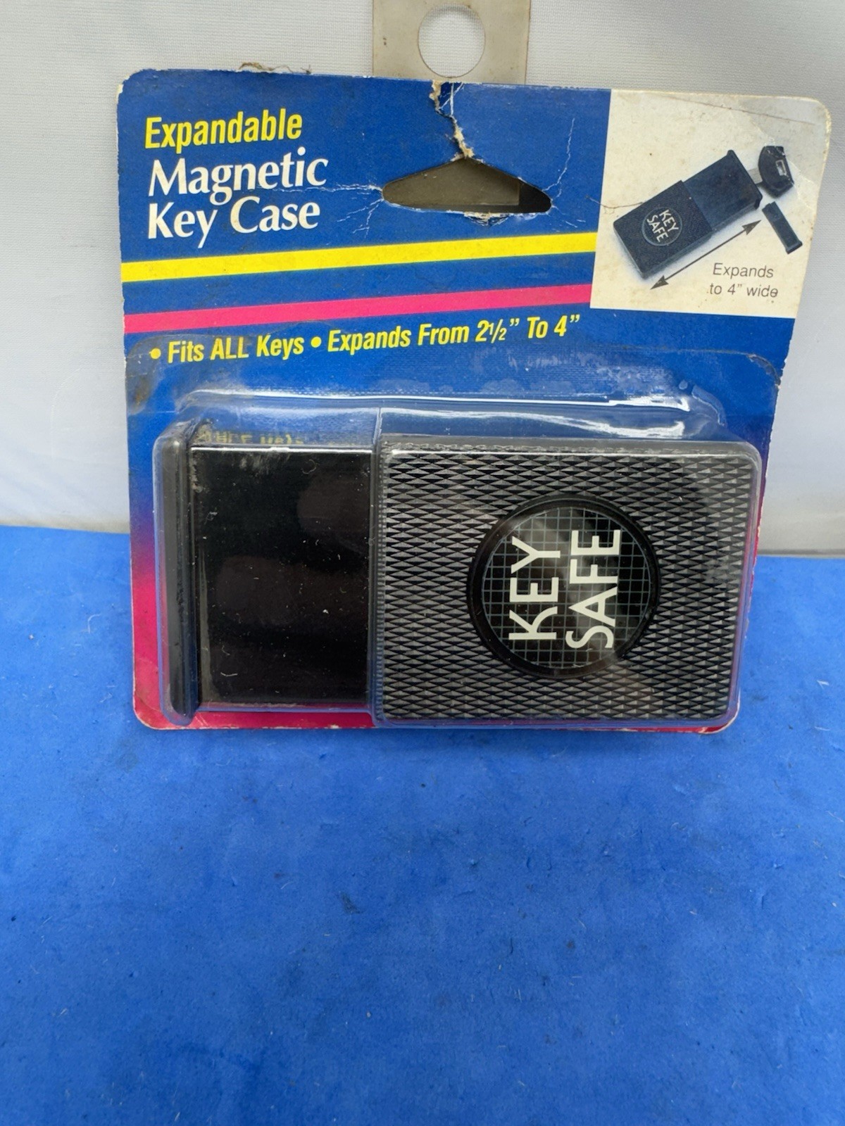 Cobbs Expandable Magnetic Key Case - New