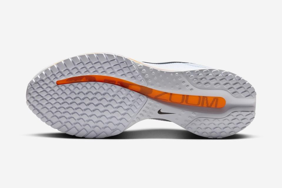 Nike Pegasus Premium Airscape Football Grey Total Orange”
