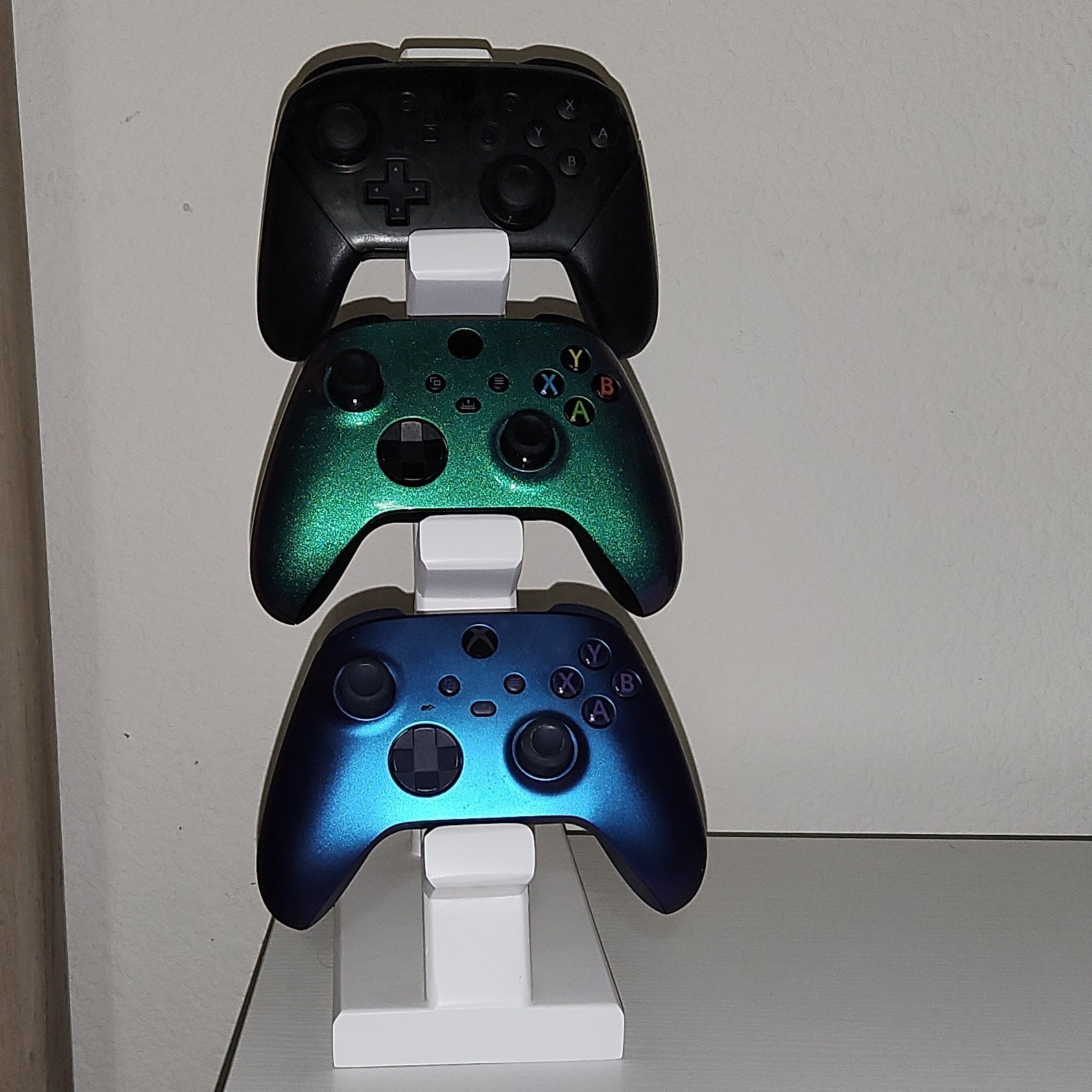 gaming controller stand Xbox switch etc - solid wood