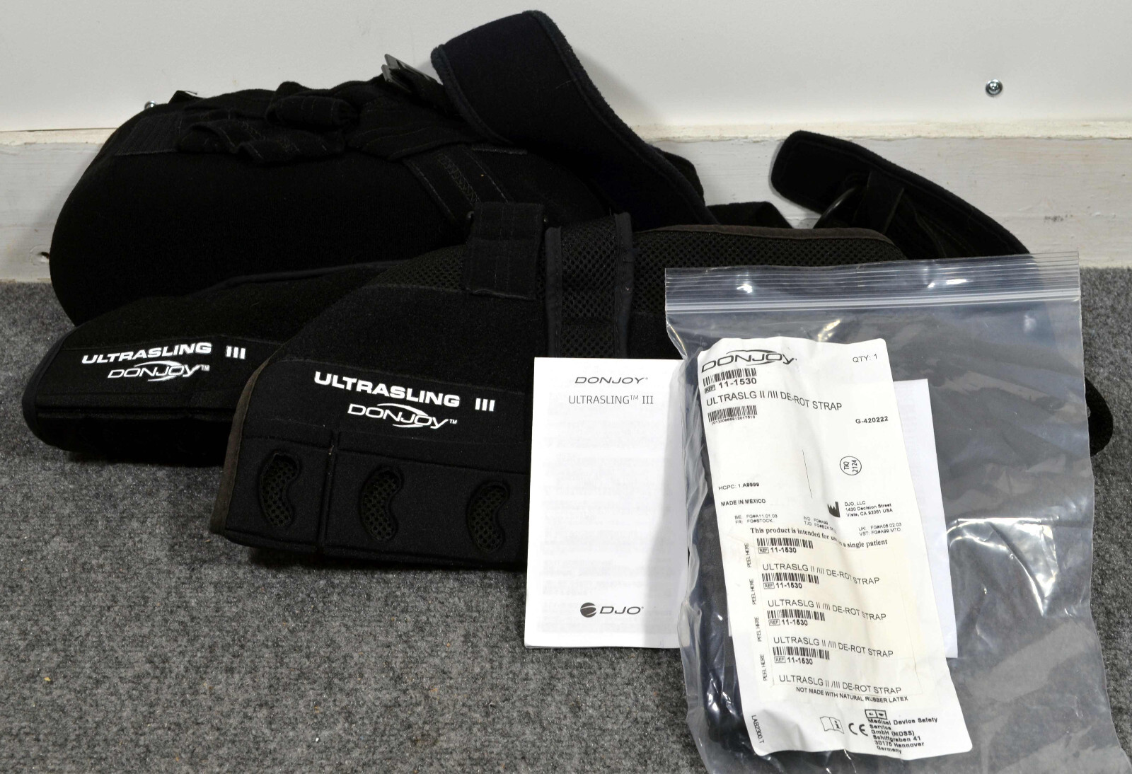 DonJoy Ultrasling III Black Large & Small w/Derotation Strap
