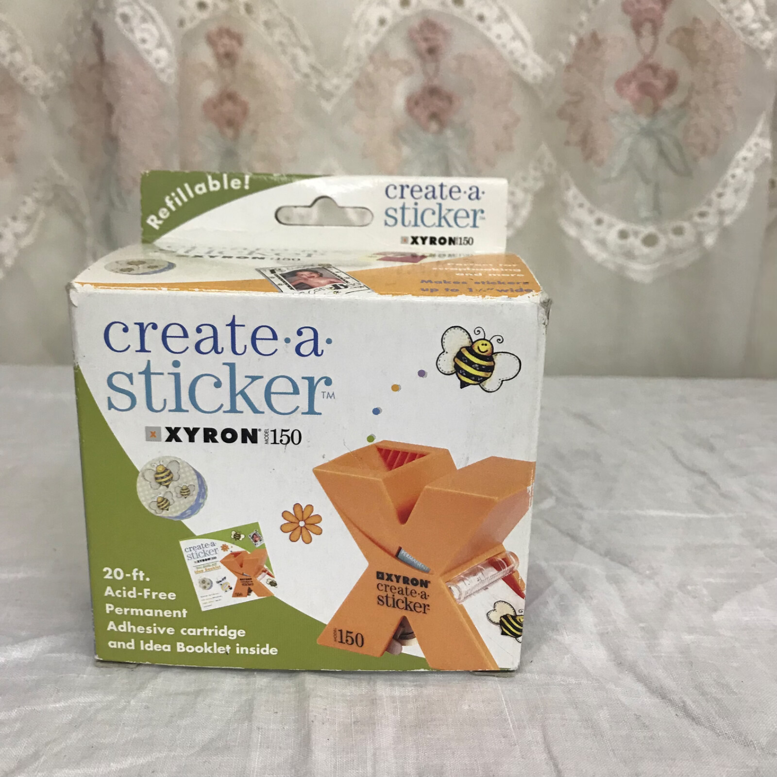 CREATE A STICKER NEW XYRON 150 ACID FREE 20 FT REFILLABLE ADHESIVE SCRAPBOOKING