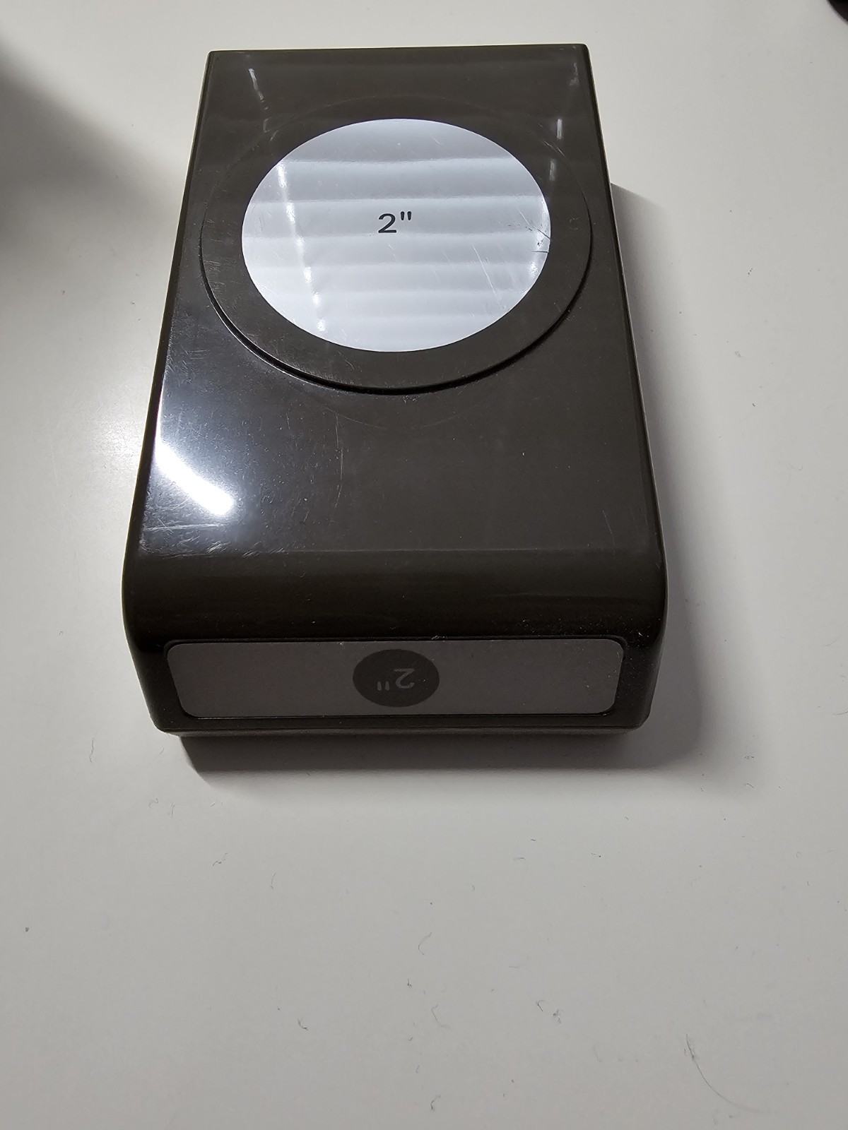 Stampin' Up 2 Inch Paper Punch