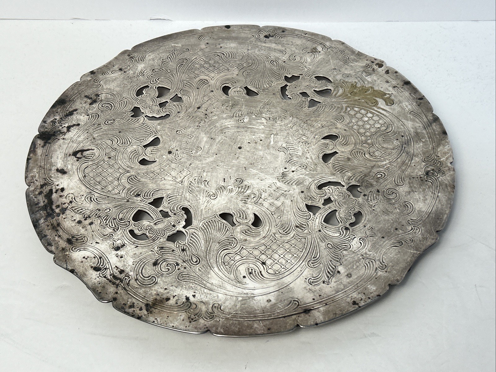 Gorham Electroplated Silver Trivet Footed 11" Diameter Ornate Design #YC49