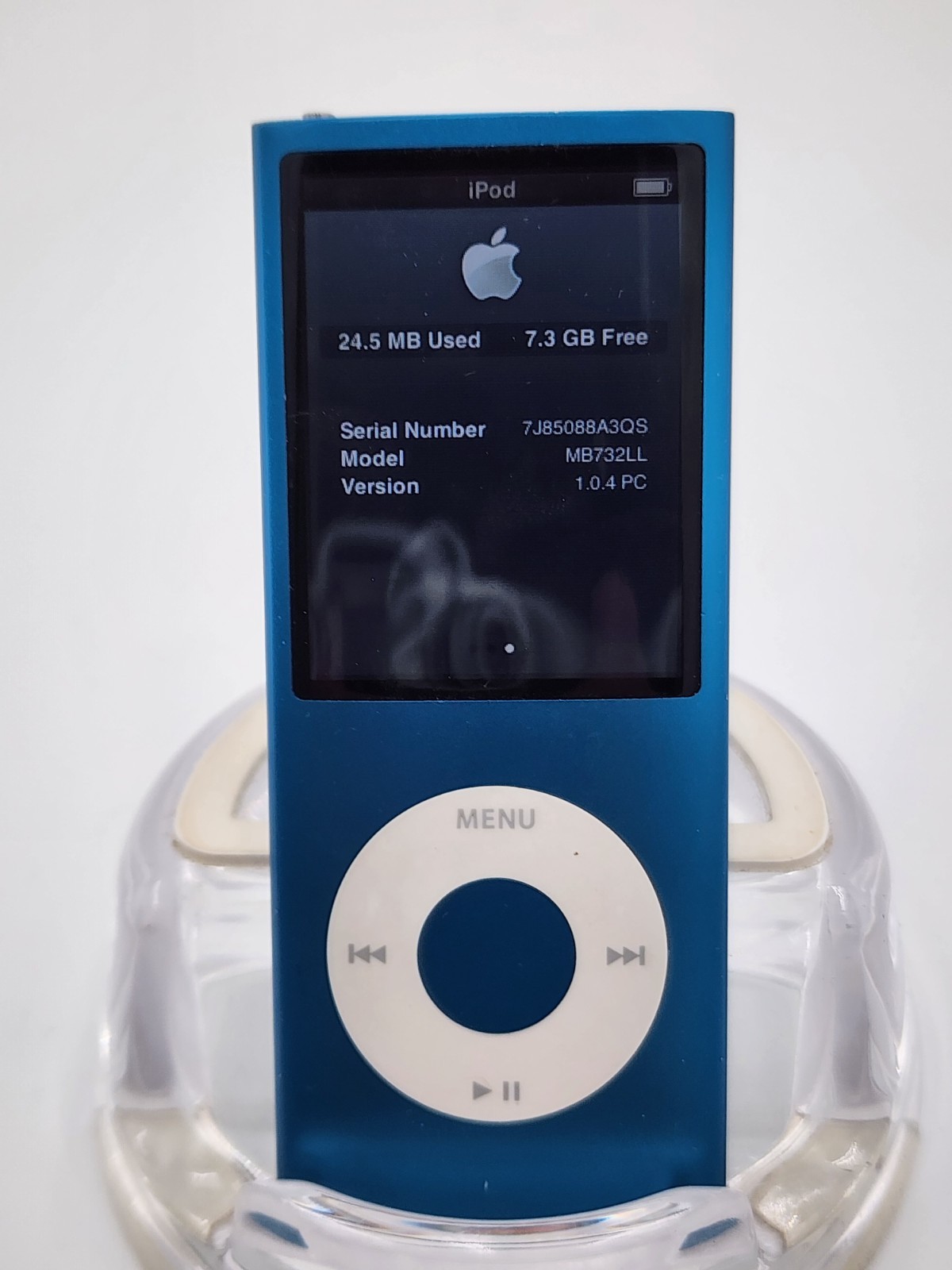 Apple iPod Nano 4th Generation Blue  - 8GB Works - Unknown Battery Life