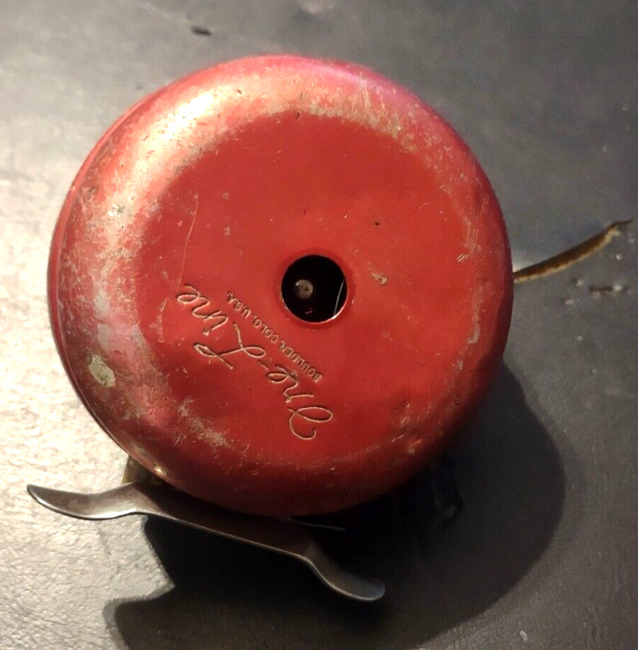 VINTAGE TRE-LINE  FLY FISHING REEL