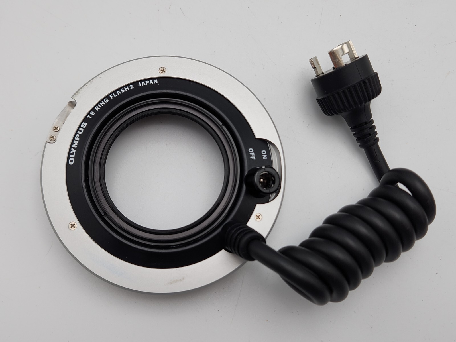 Rare - Olympus OM System T8 Ring Flash 2 w/ Reflectors & Leather Case - Untested