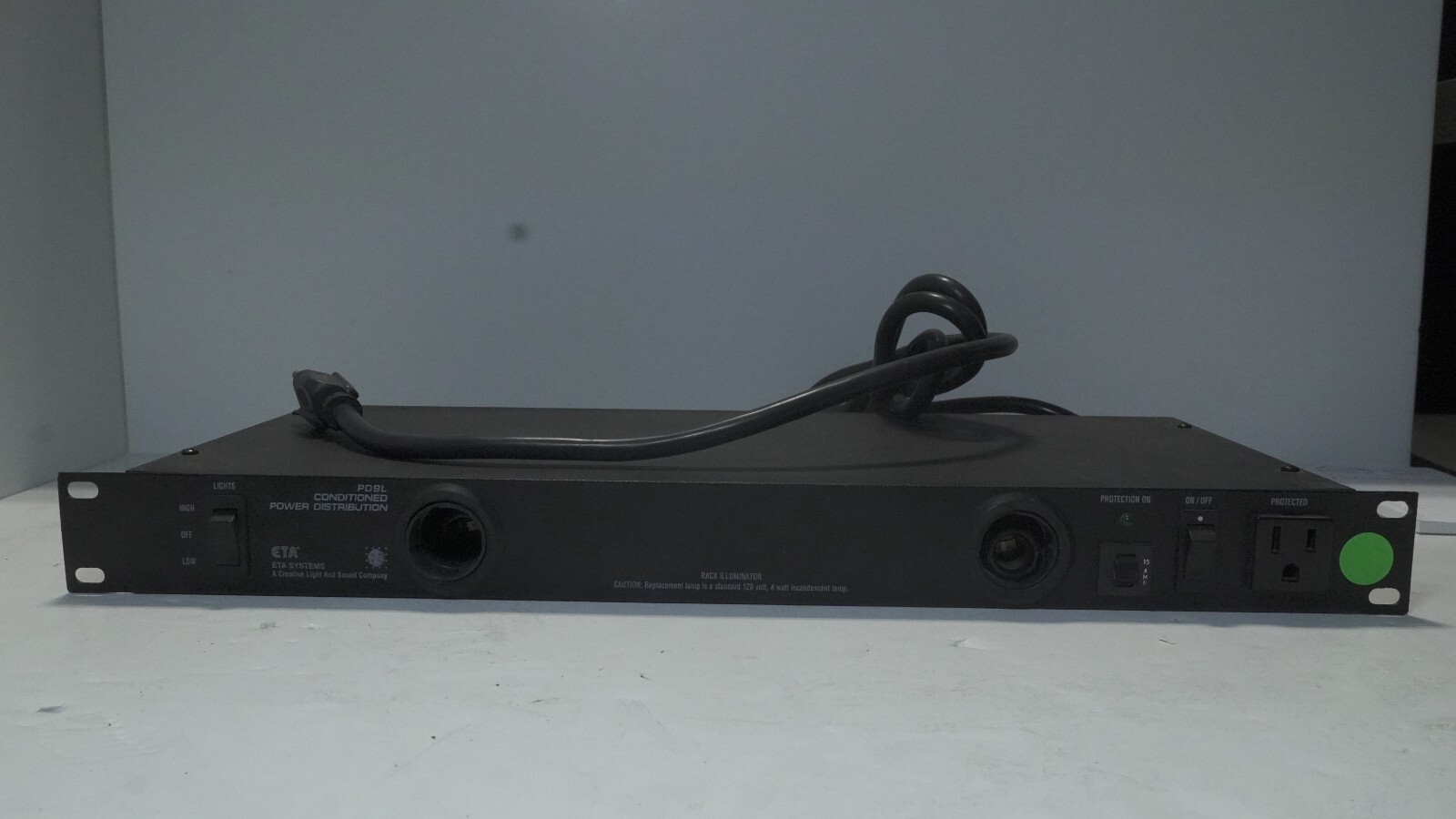 ETA Systems Conditioned Power Distribution Rack Illuminator PD9L