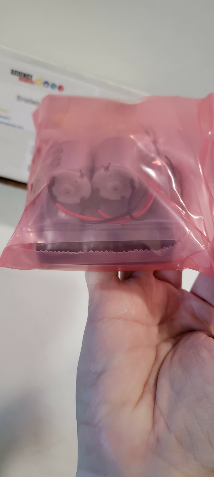 Science Buddies Bristlebot Kit 20171221 sealed pack