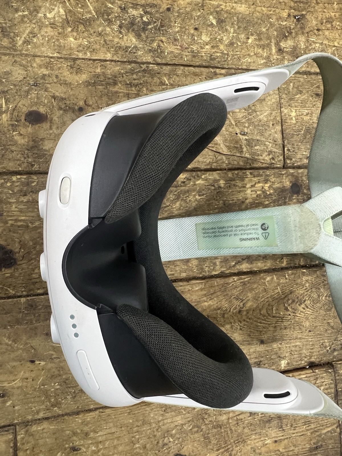 Meta Quest 3 128GB Standalone VR Virtual Reality Gaming Headset & Controllers