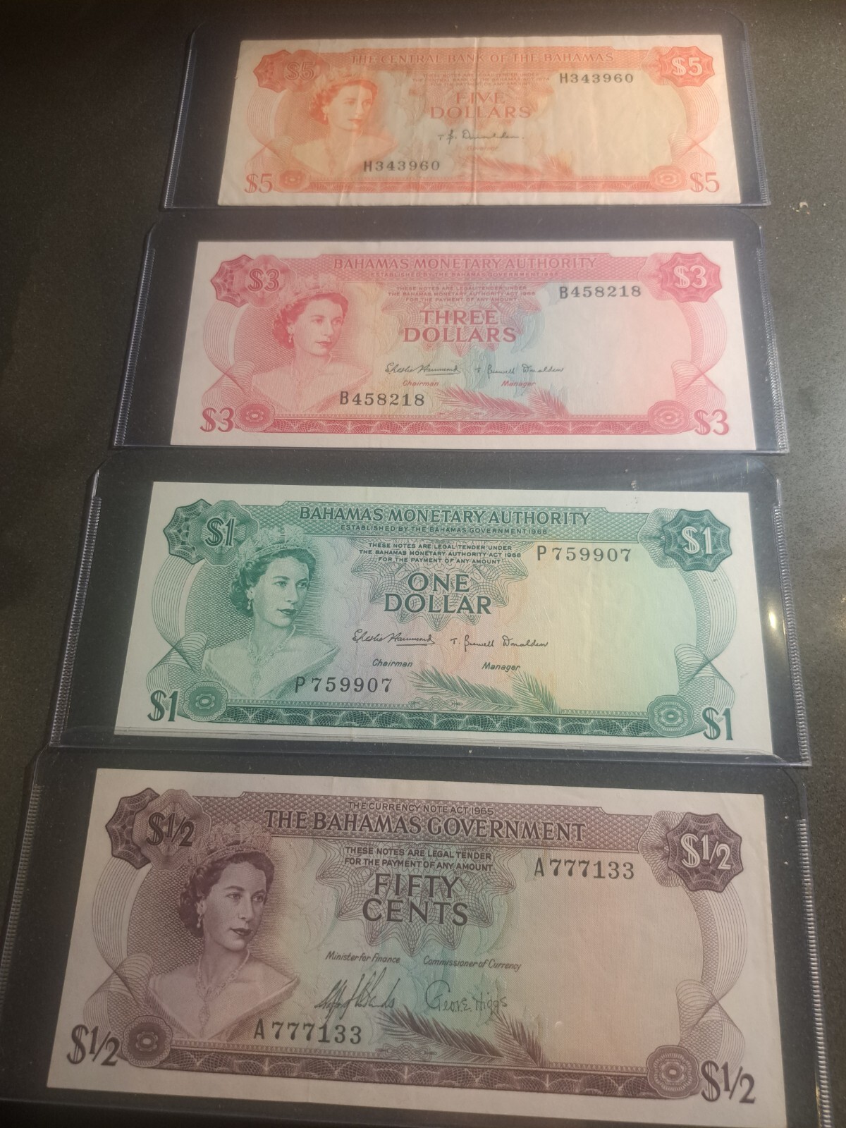 QE2 RARE YOUNG BAHAMAS CURRENCY  $5.00 $3.00 $1.00 & $.50 CENT BILLS/NASSAU BANK