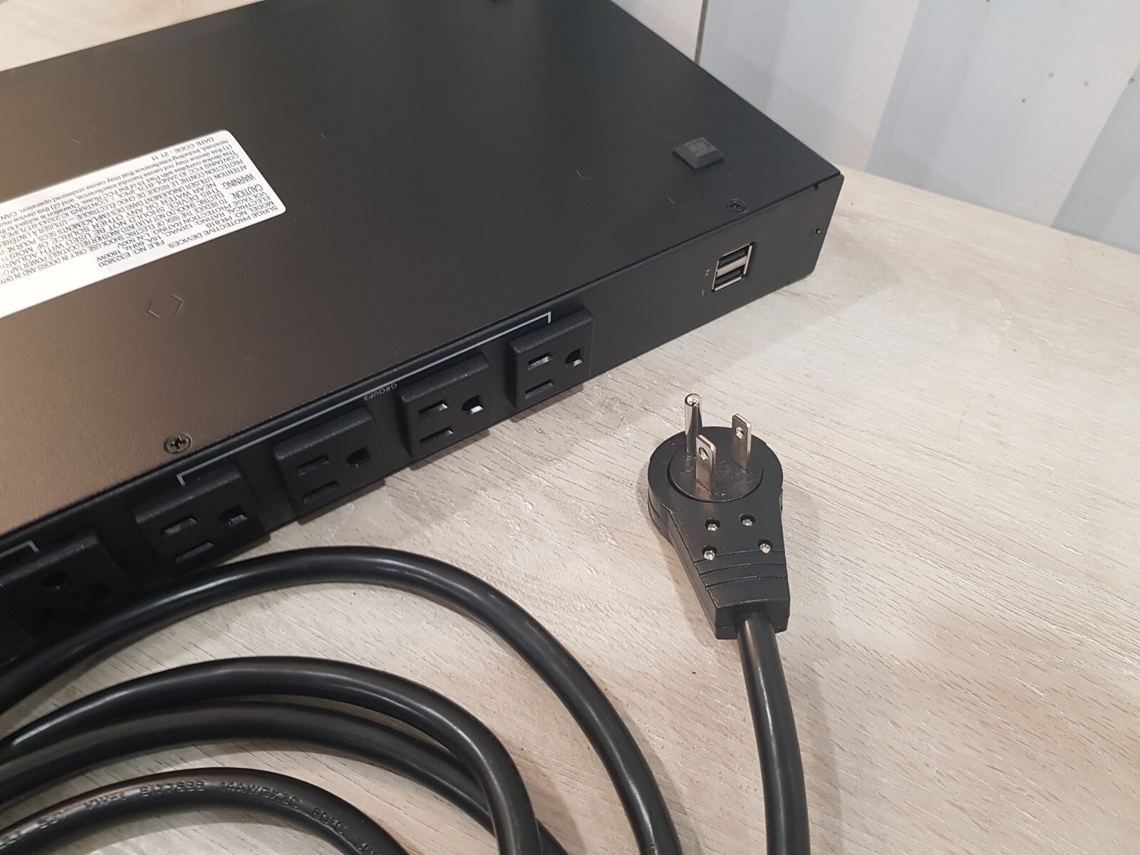 ELAC Protek PR-81B 9 Outlet Surge Protector, Power Conditioner-Bluetooth App