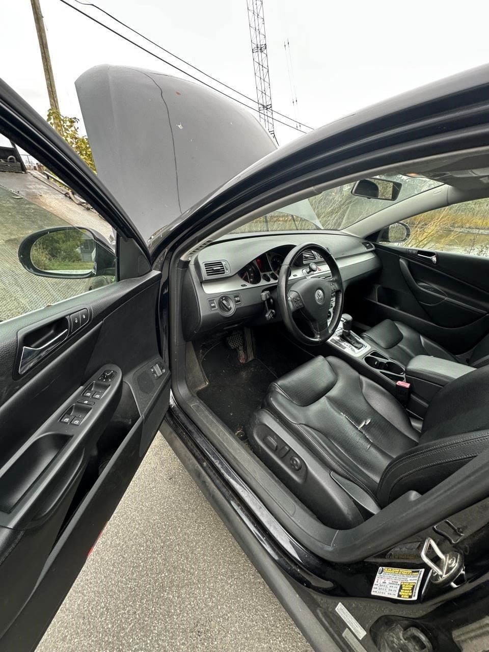 PASSAT 2008 Glove Box OEM