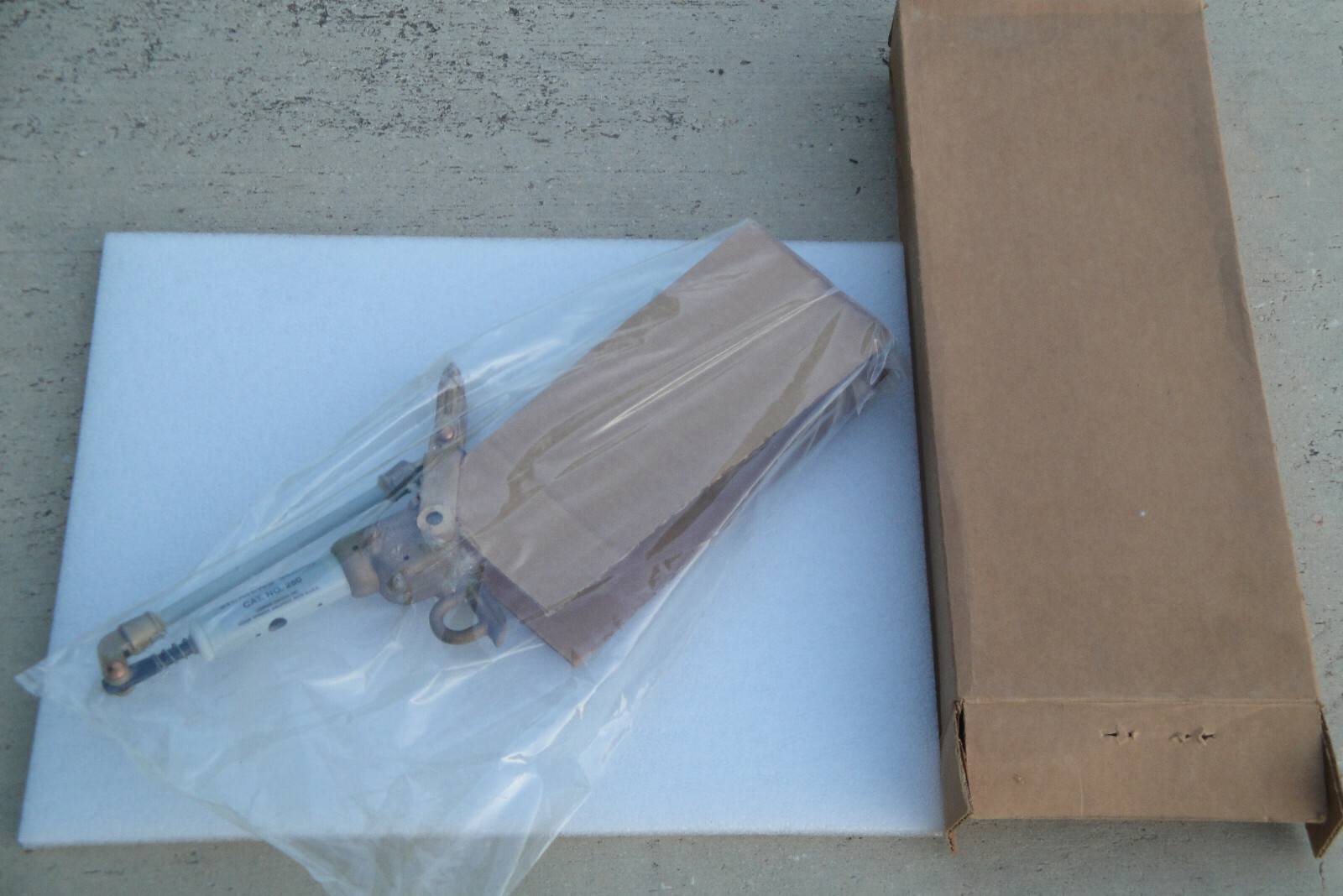 THREE SIEMENS Saf-T-Gap Interrupter Model 250
